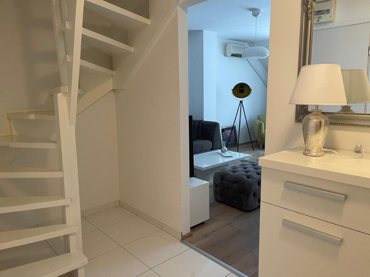The Roof - Luxury Apartment Omis Exterior photo