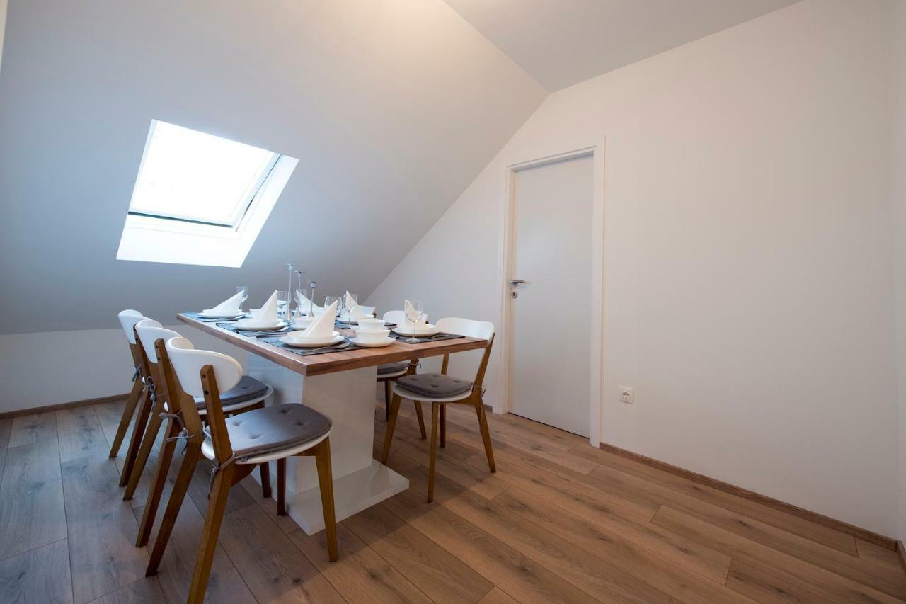 The Roof - Luxury Apartment Omis Exterior photo