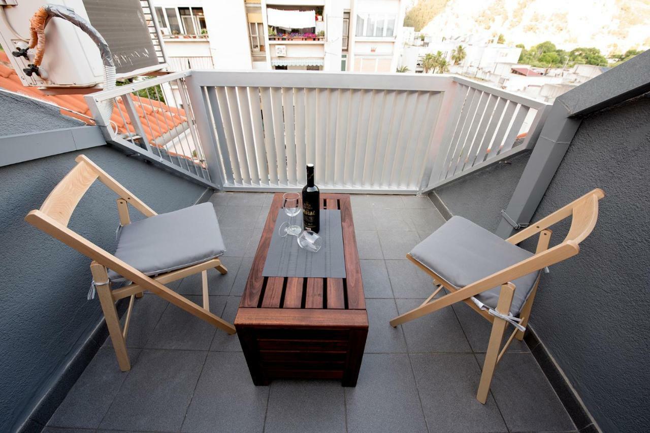 The Roof - Luxury Apartment Omis Exterior photo